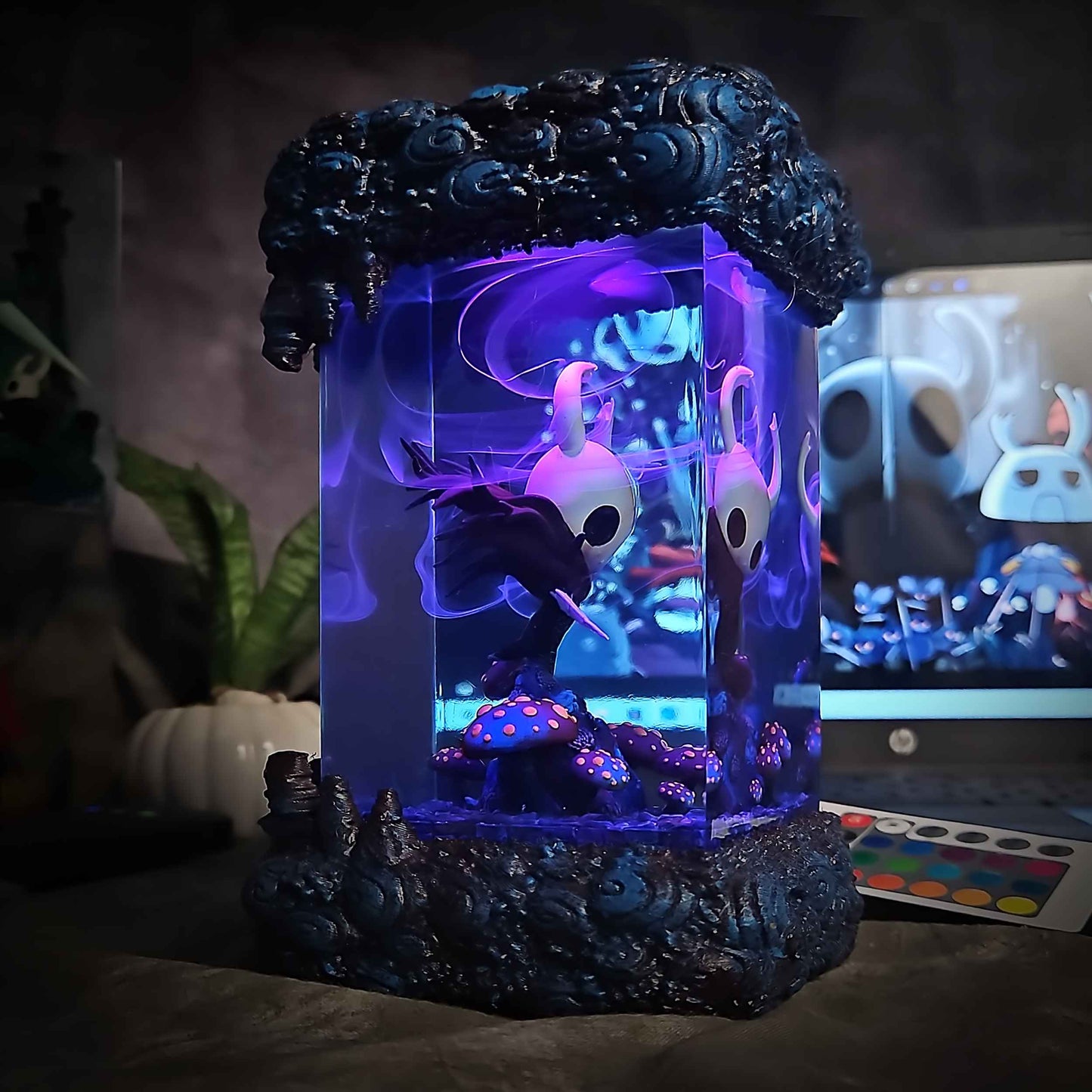 The Knight Resin Lamp V2 – Hollow Knight Multicolor / Size M – Handmade Resin Lamp by Rescene Studio | Rescene Studio