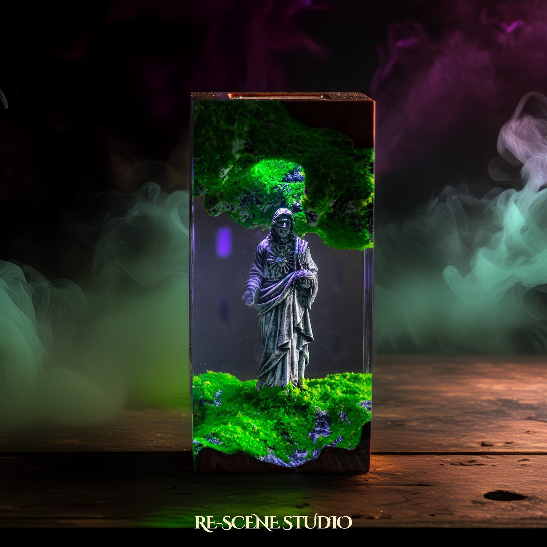 Jesus Resin Epoxy Lamp Multicolor / Size M: 7 x 13 x 7 (cm) – Handmade Epoxy Resin Lamp by Rescene Studio | Rescene Studio