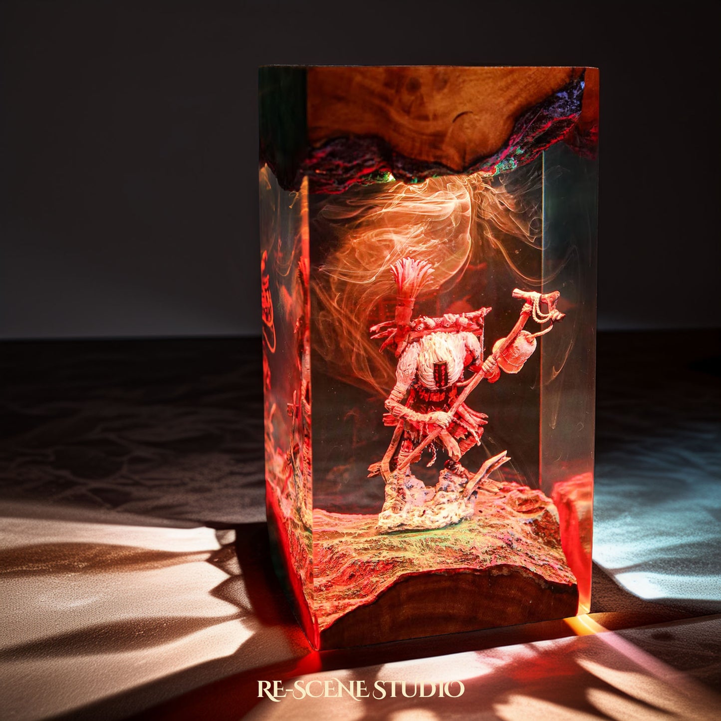 Monoco Resin Lamp - Expedition 33