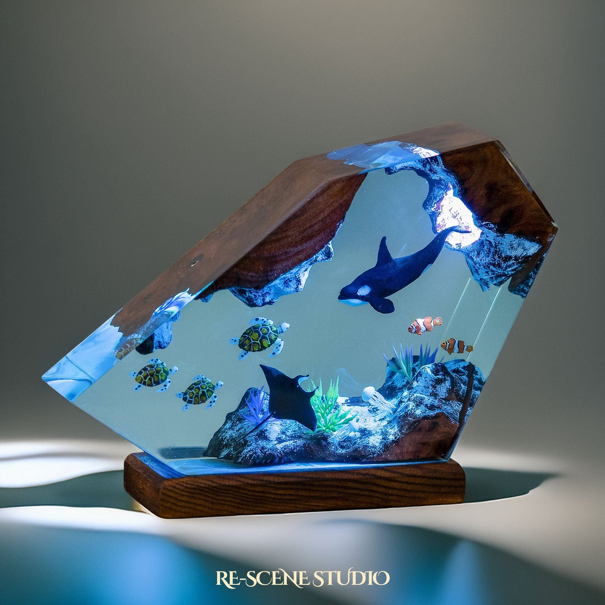 Orca & Sea Turtles Resin Lamp Multicolor / Size M: 5.9" x 4.7", Handmade Epoxy Resin Lamp