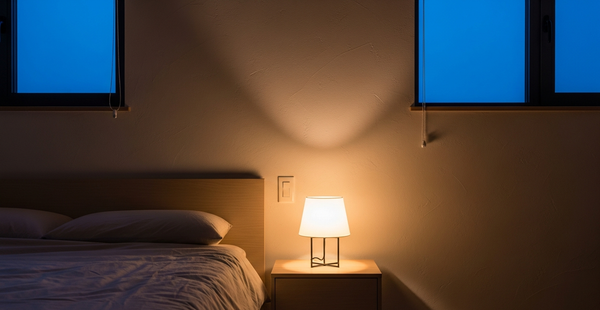 Smart Bulbs vs Decorative Lamps: When to Use Each