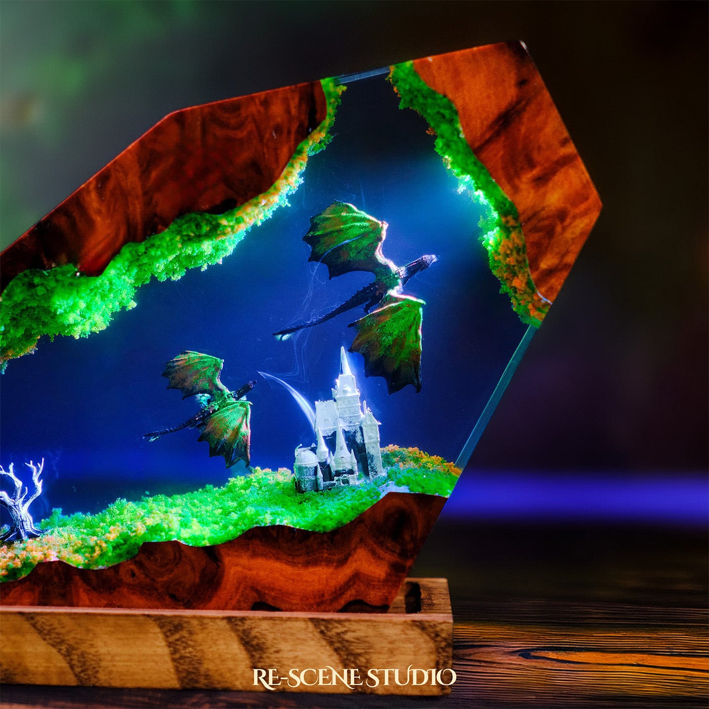 Dragon Castle Resin Epoxy Lamp Multicolor / Size M: 16 x 10 (cm) – Handmade Resin Lamp by Rescene Studio | Rescene Studio