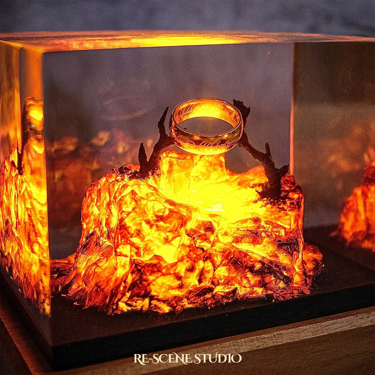 Close look at the Lava Resin Lamp, a handcrafted Lord of the Rings epoxy resin LED lamp