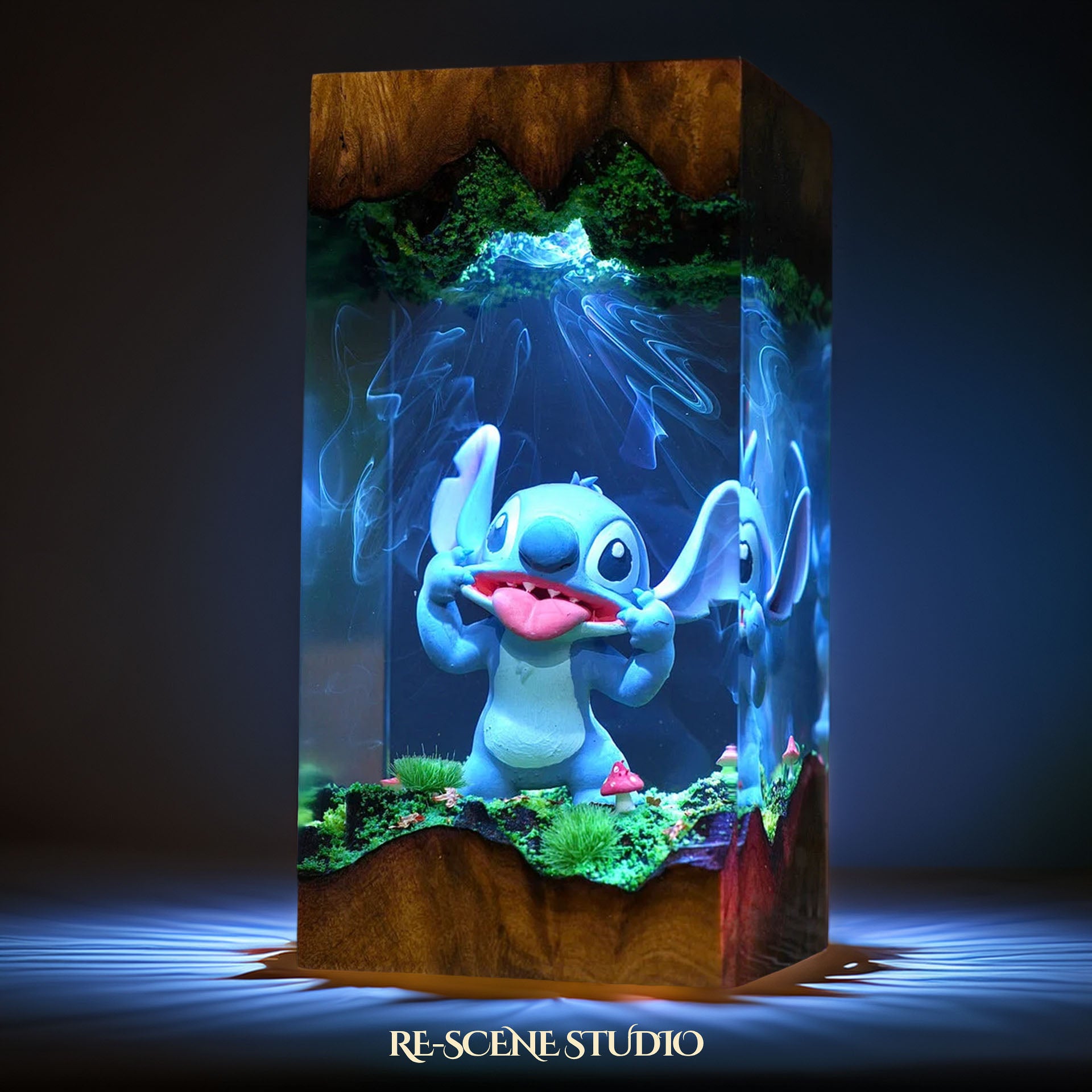 Blue Cosmic Pet Creature Resin Lamp V2 — Detailed Display | Premium 3D Resin Diorama with RGB Color-Changing Light
