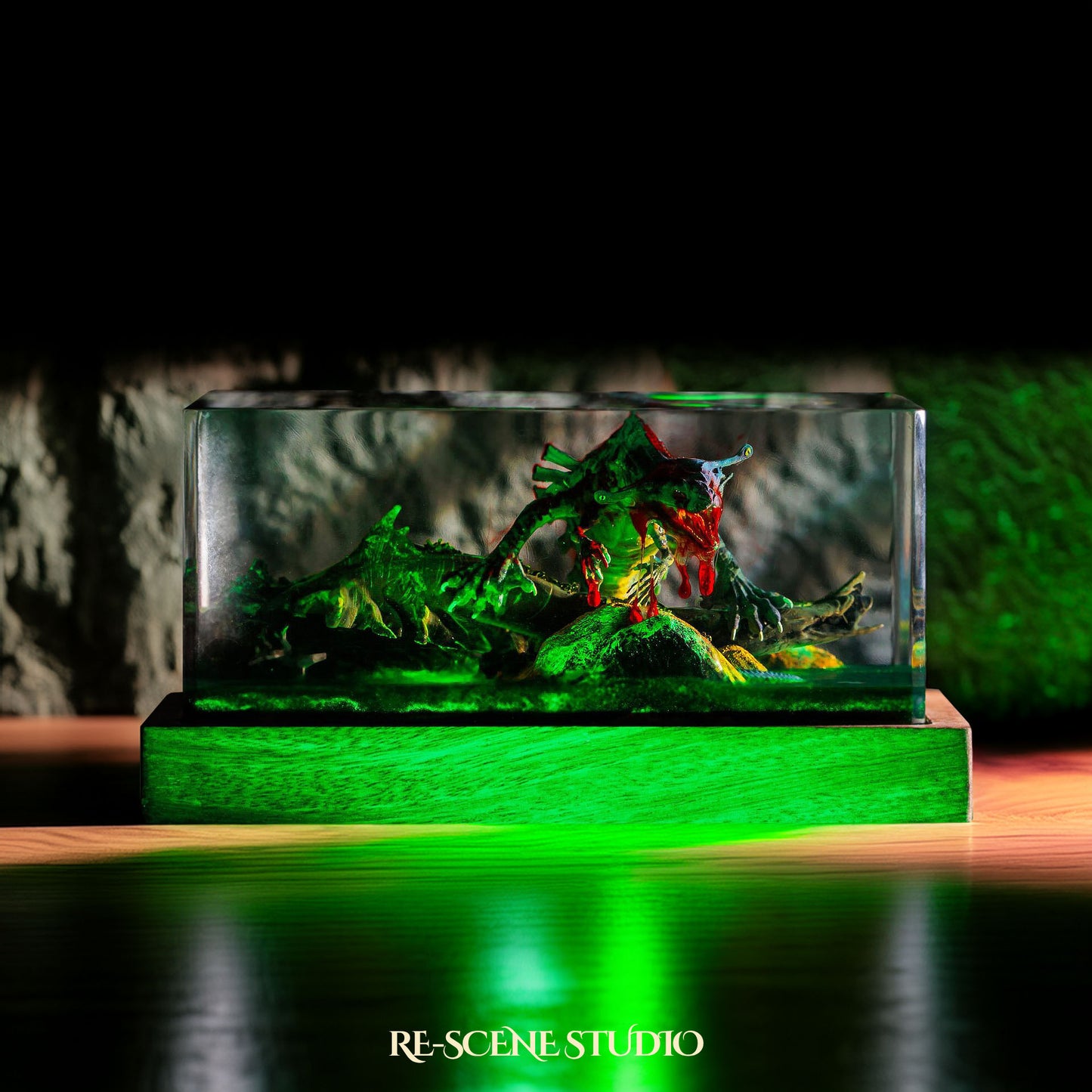 Ancient Dinosaur Resin Epoxy Lamp Multicolor / Size M: 6 x 6 x 12 (cm) – Handmade Resin Lamp by Rescene Studio | Rescene Studio