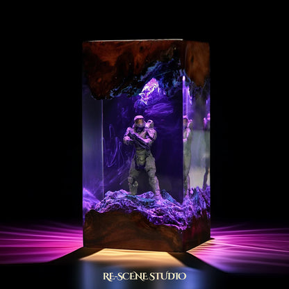 Master Chief Resin Lamp - Halo