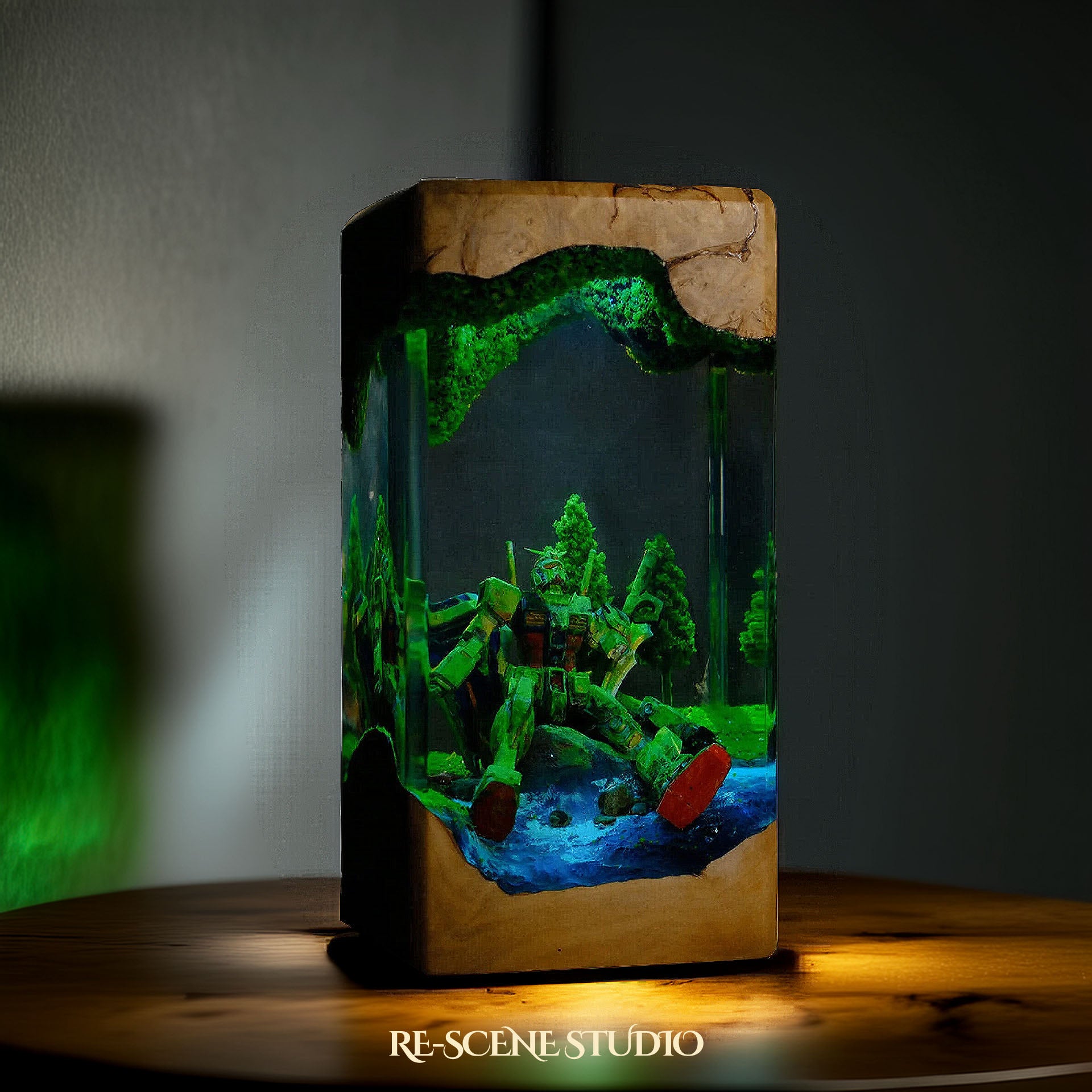 Gundam Aqua Resin Epoxy Lamp Multicolor / Size XL: 8.5 x 8.5 x 16 (cm) – Handmade Epoxy Resin Lamp by Rescene Studio | Rescene Studio