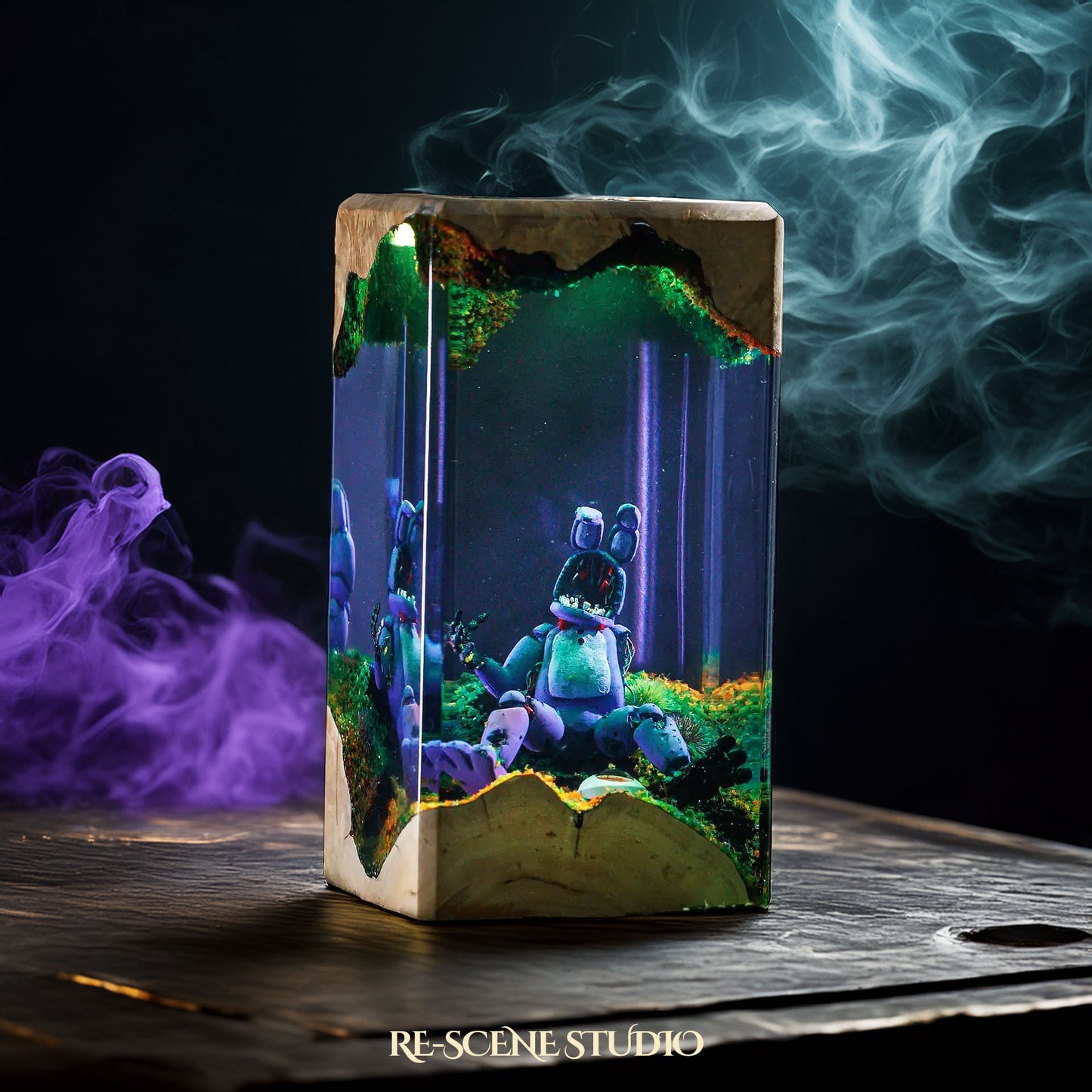 Bonnie Grassfield Resin Epoxy Lamp Multicolor / Size XL: 8.5 x 8.5 x 16 (cm) – Handmade Resin Lamp by Rescene Studio | Rescene Studio