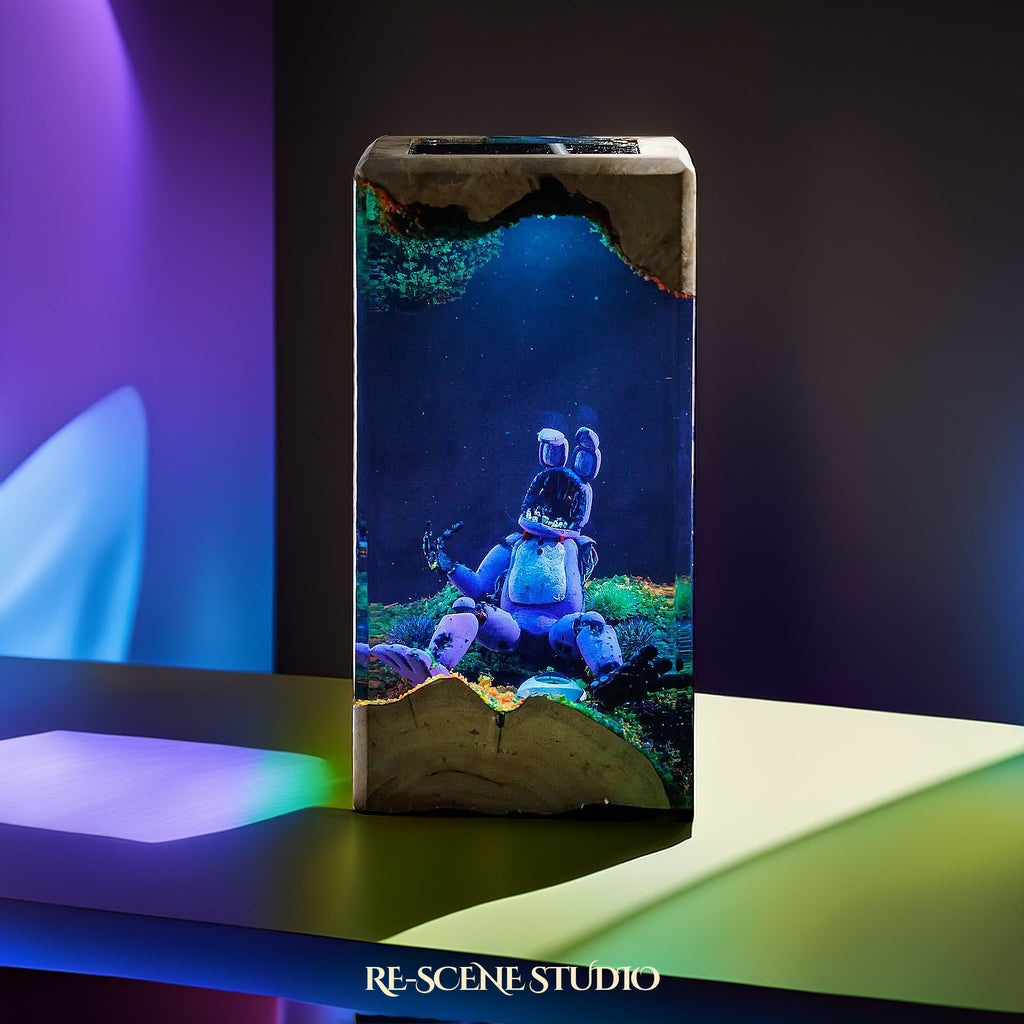 Bonnie Grassfield Resin Epoxy Lamp Multicolor / Size XL: 8.5 x 8.5 x 16 (cm) – Handmade Epoxy Resin Lamp by Rescene Studio | Rescene Studio
