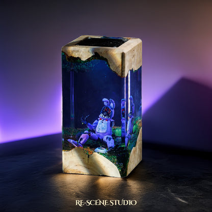 Bonnie Grassfield Resin Epoxy Lamp Multicolor / Size XL: 8.5 x 8.5 x 16 (cm) – Handmade Resin Lamp by Rescene Studio | Rescene Studio