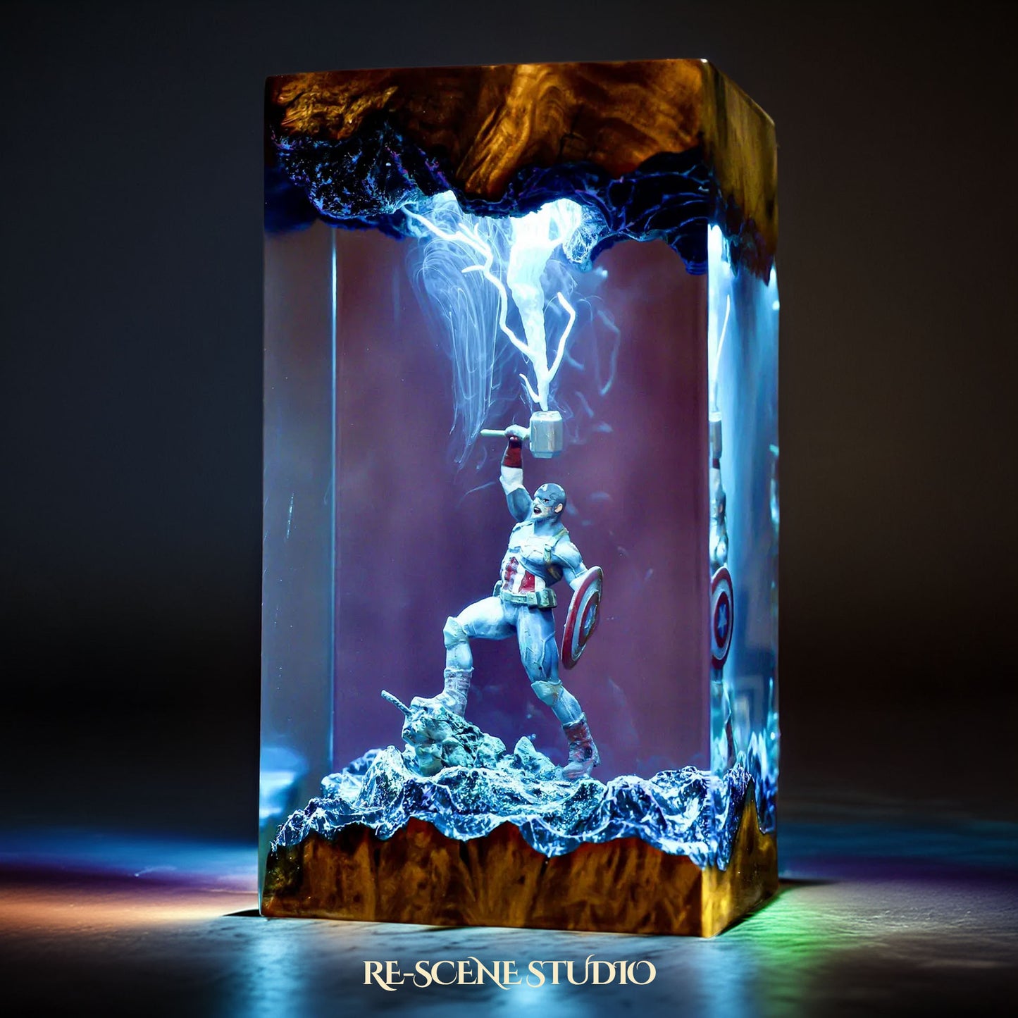 Captain America Resin Lamp - Marvel