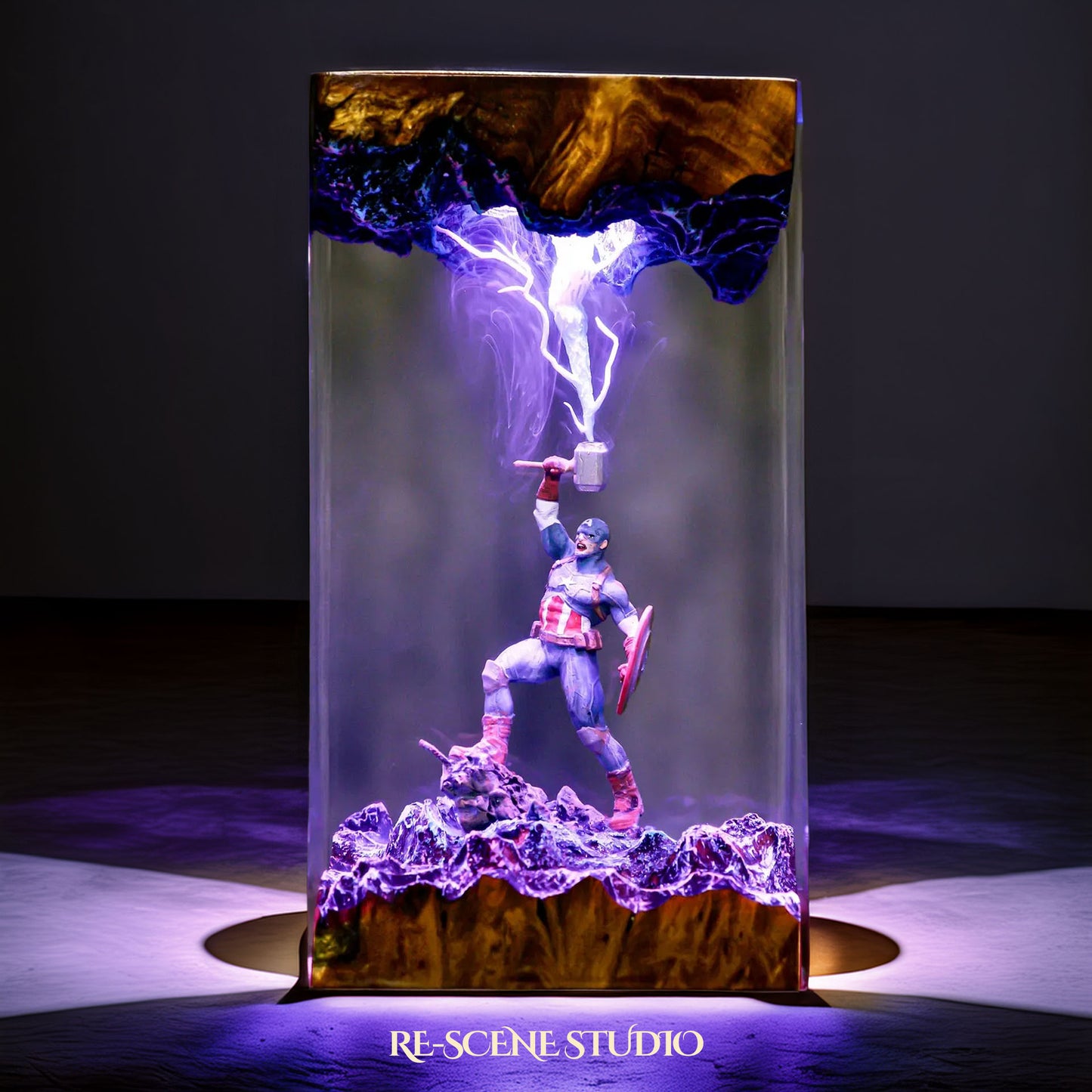 Captain America Resin Lamp - Marvel