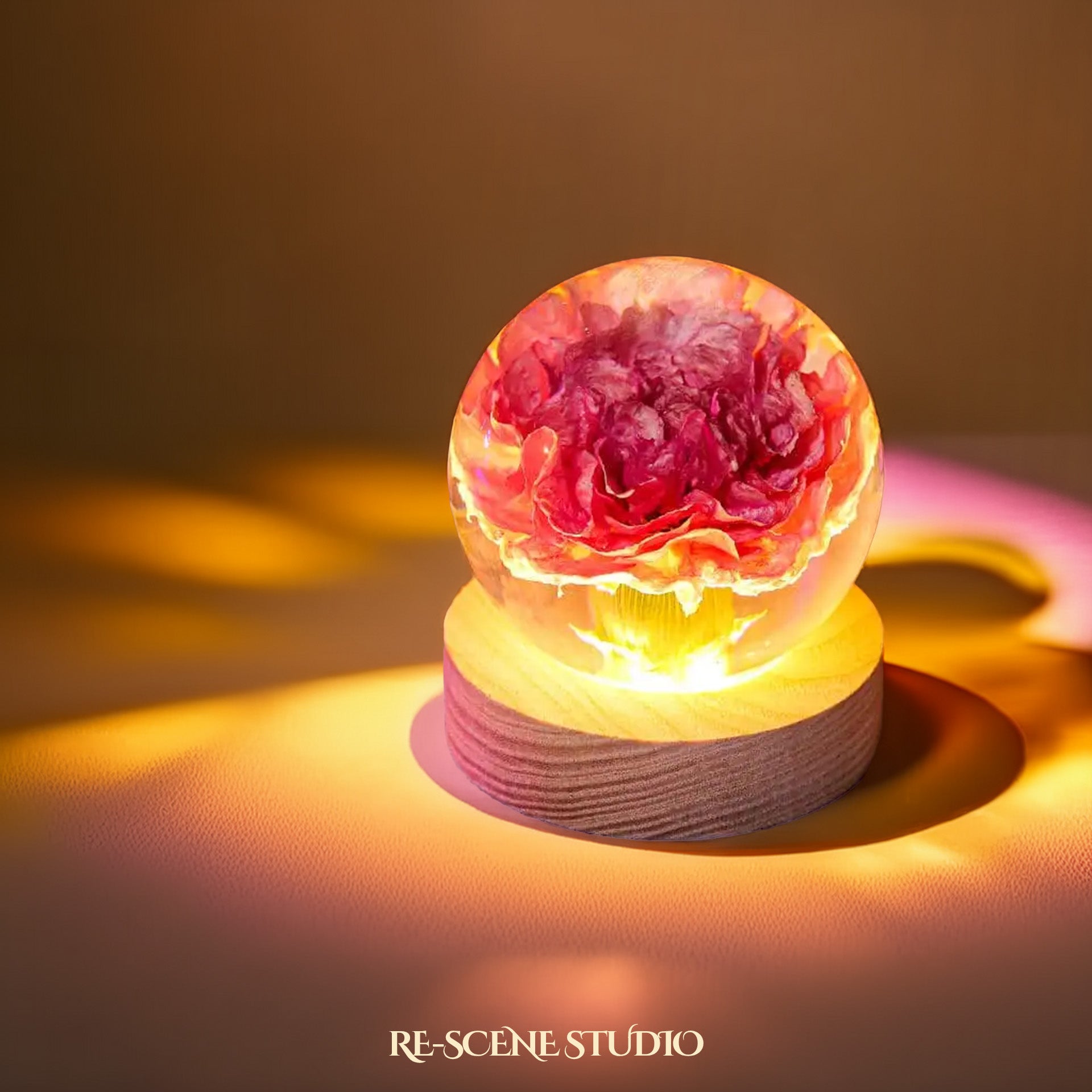 Carnation Sphere Resin Lamp Flower Only / No Engraving / Green – Handmade Epoxy Resin Lamp by Rescene Studio | Rescene Studio