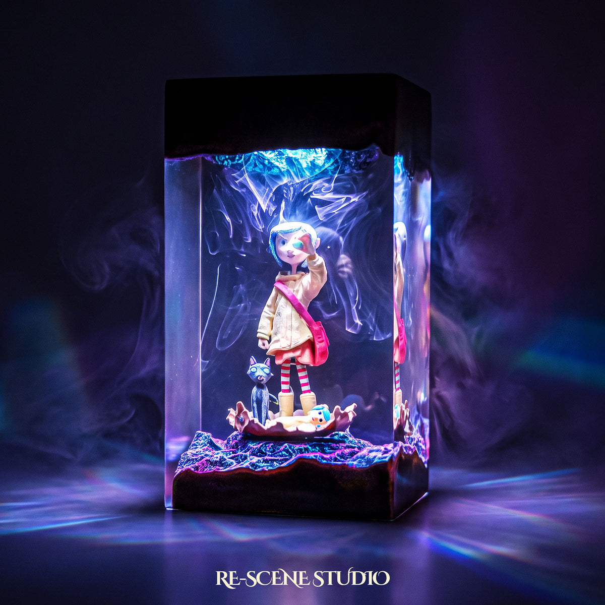 Coraline Resin Lamp V2, hand-poured epoxy resin night light glowing in 16 RGB colors