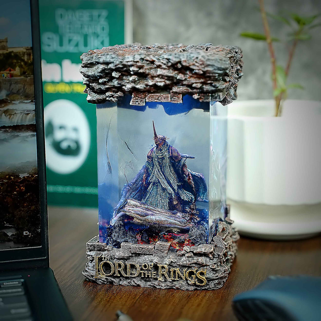 Witch-King of Angmar Resin Lamp – The Lord of the Rings Multicolor / Size M – Handmade Epoxy Resin Lamp by Rescene Studio | Rescene Studio