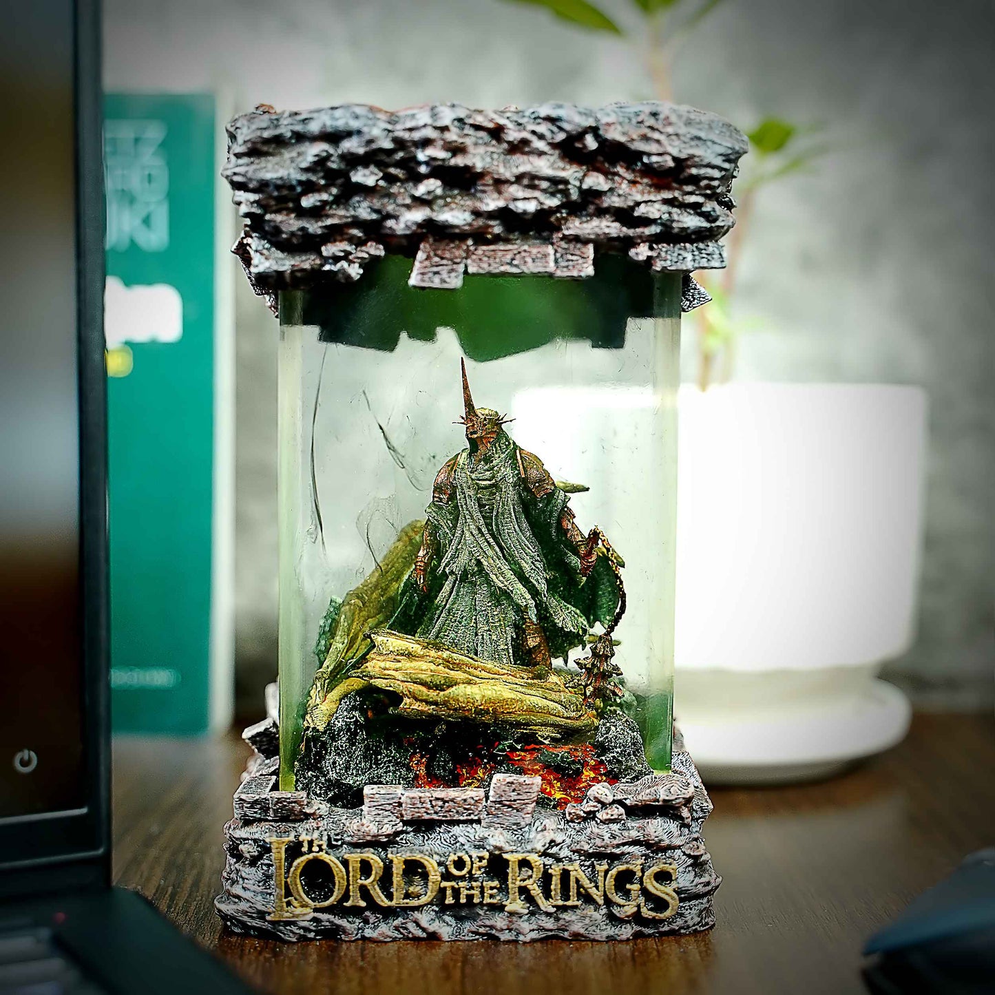 Witch-King of Angmar Resin Lamp – The Lord of the Rings Multicolor / Size M – Handmade Resin Lamp by Rescene Studio | Rescene Studio