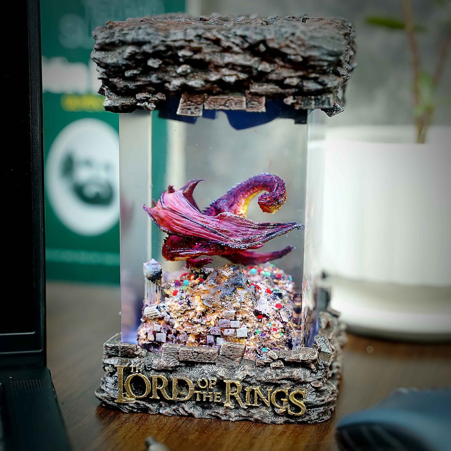 Smaug Resin Lamp – Lord of the Rings Multicolor / Size M – Handmade Resin Lamp by Rescene Studio | Rescene Studio