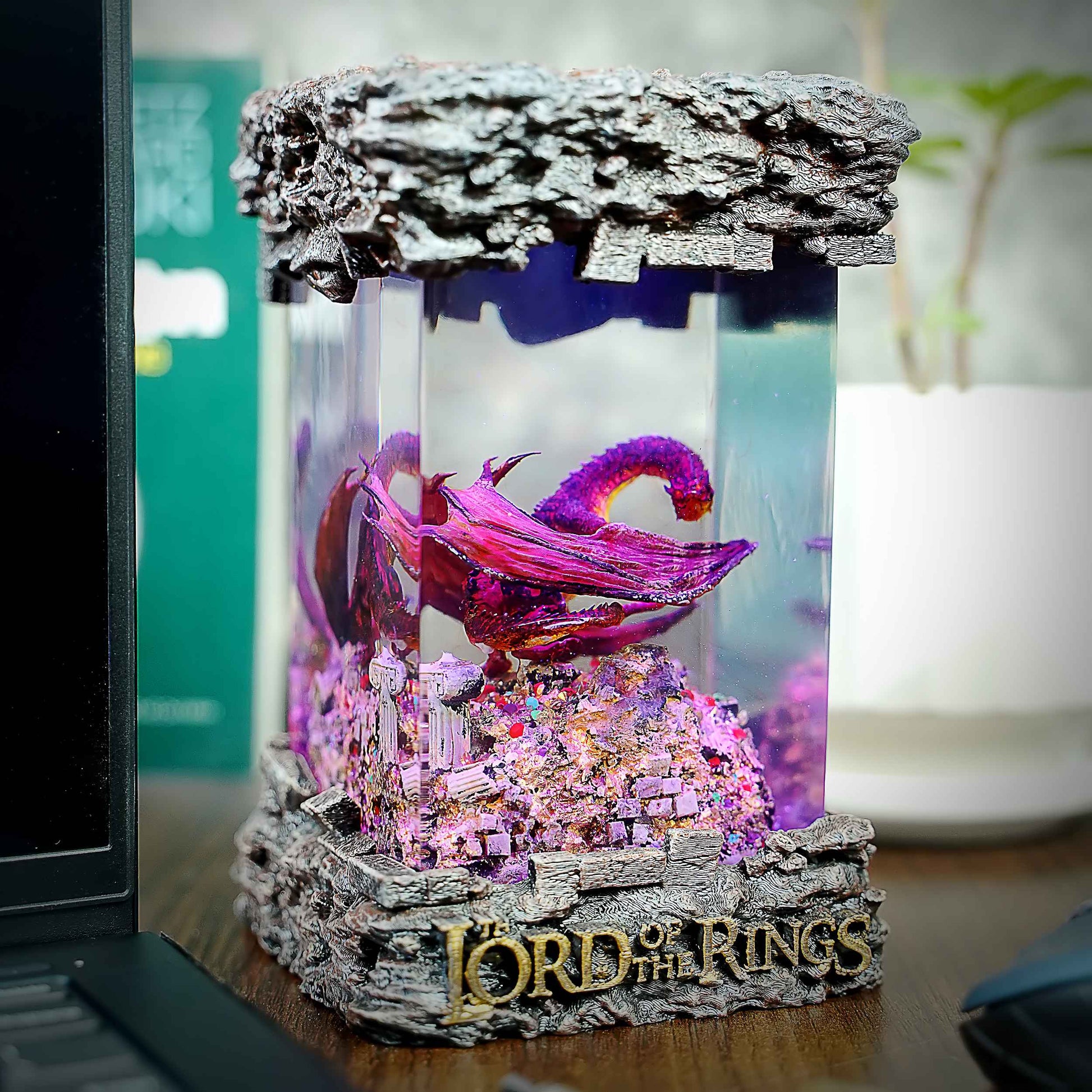 Smaug Resin Lamp – Lord of the Rings Multicolor / Size M – Handmade Epoxy Resin Lamp by Rescene Studio | Rescene Studio
