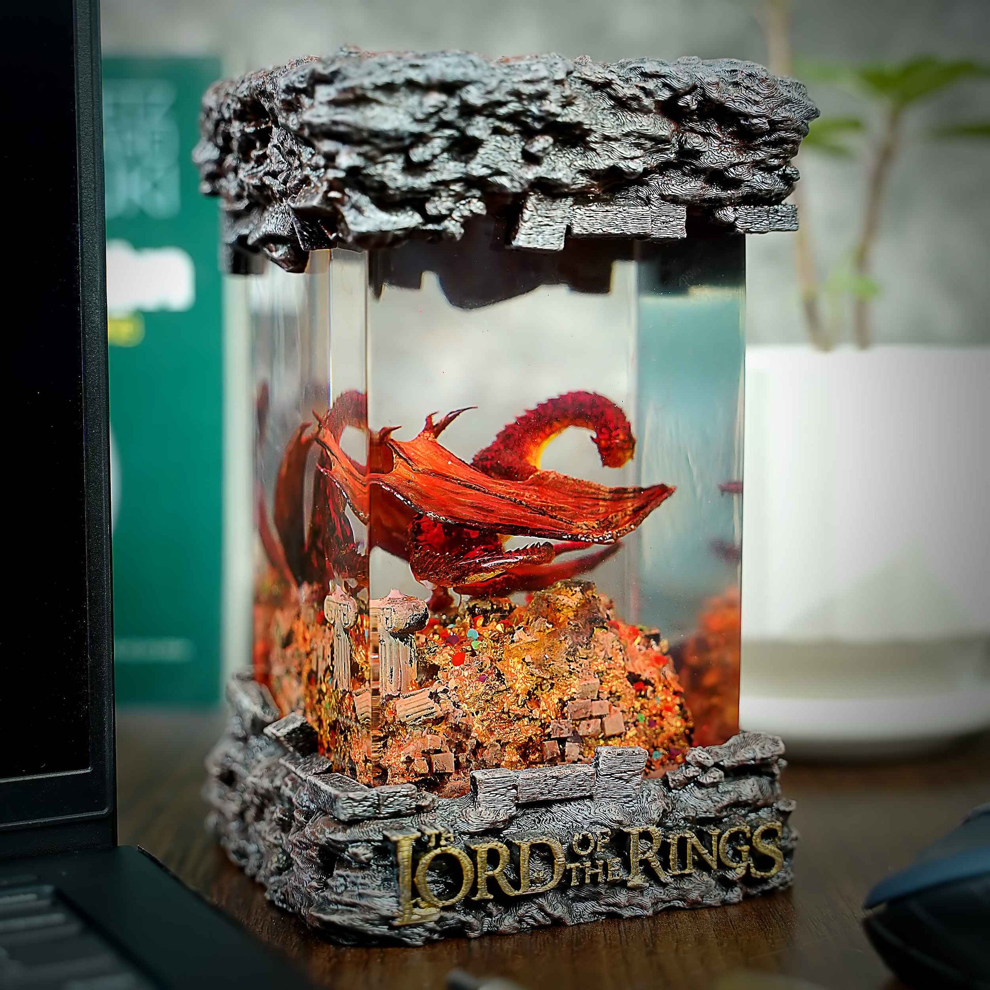 Smaug Resin Lamp – Lord of the Rings Multicolor / Size M – Handmade Epoxy Resin Lamp by Rescene Studio | Rescene Studio