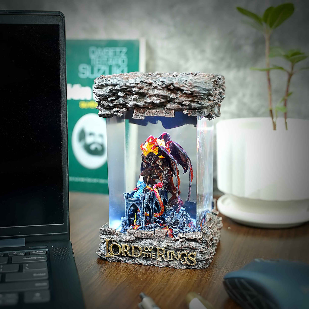 Balrog vs Gandalf Resin Lamp – The Lord of the Rings Multicolor / Size M – Handmade Epoxy Resin Lamp by Rescene Studio | Rescene Studio