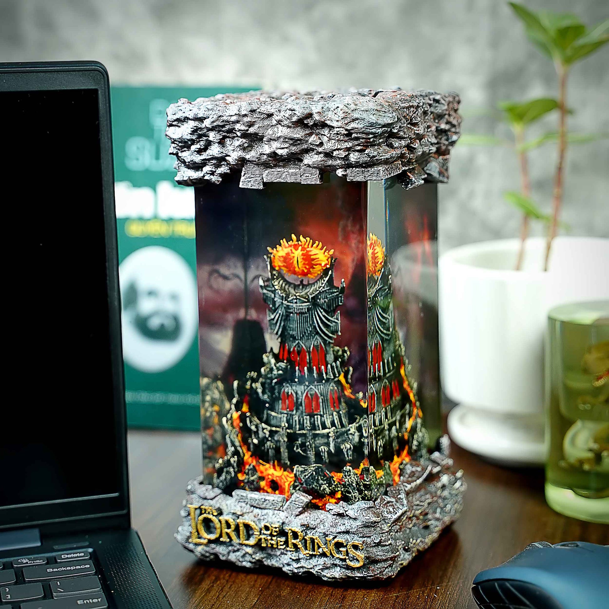 Eye of Sauron Resin Lamp – The Lord of the Rings Multicolor / Size M – Handmade Epoxy Resin Lamp by Rescene Studio | Rescene Studio