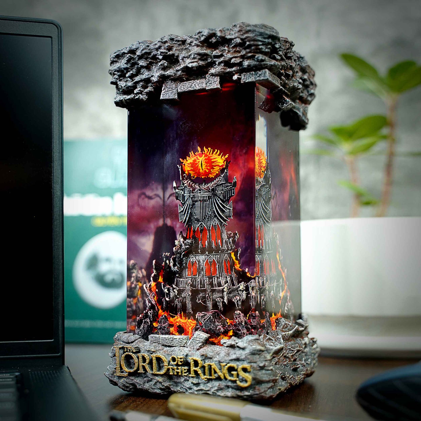 Eye of Sauron Resin Lamp – The Lord of the Rings Multicolor / Size M – Handmade Resin Lamp by Rescene Studio | Rescene Studio