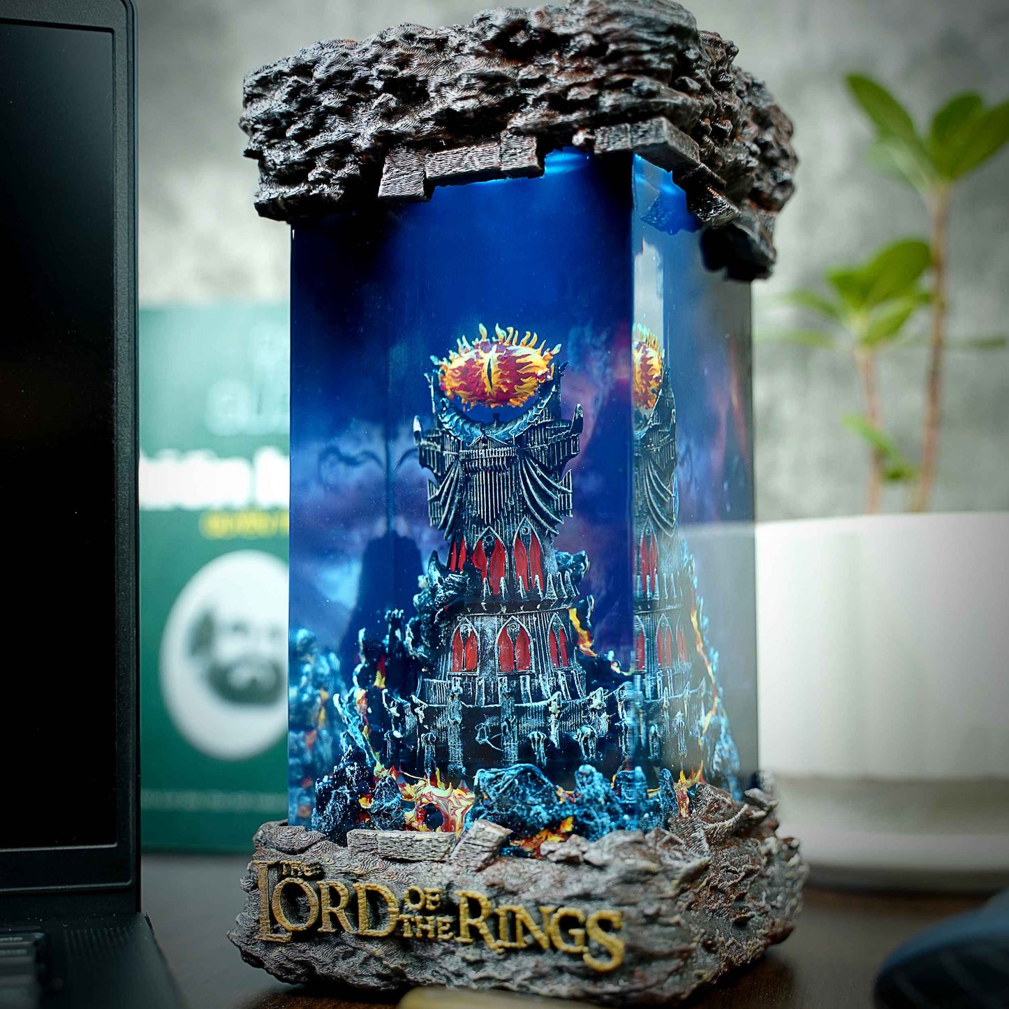 Eye of Sauron Resin Lamp – The Lord of the Rings Multicolor / Size M – Handmade Resin Lamp by Rescene Studio | Rescene Studio