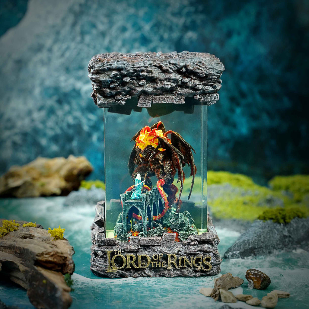 Balrog vs Gandalf Resin Lamp – The Lord of the Rings Multicolor / Size M – Handmade Epoxy Resin Lamp by Rescene Studio | Rescene Studio