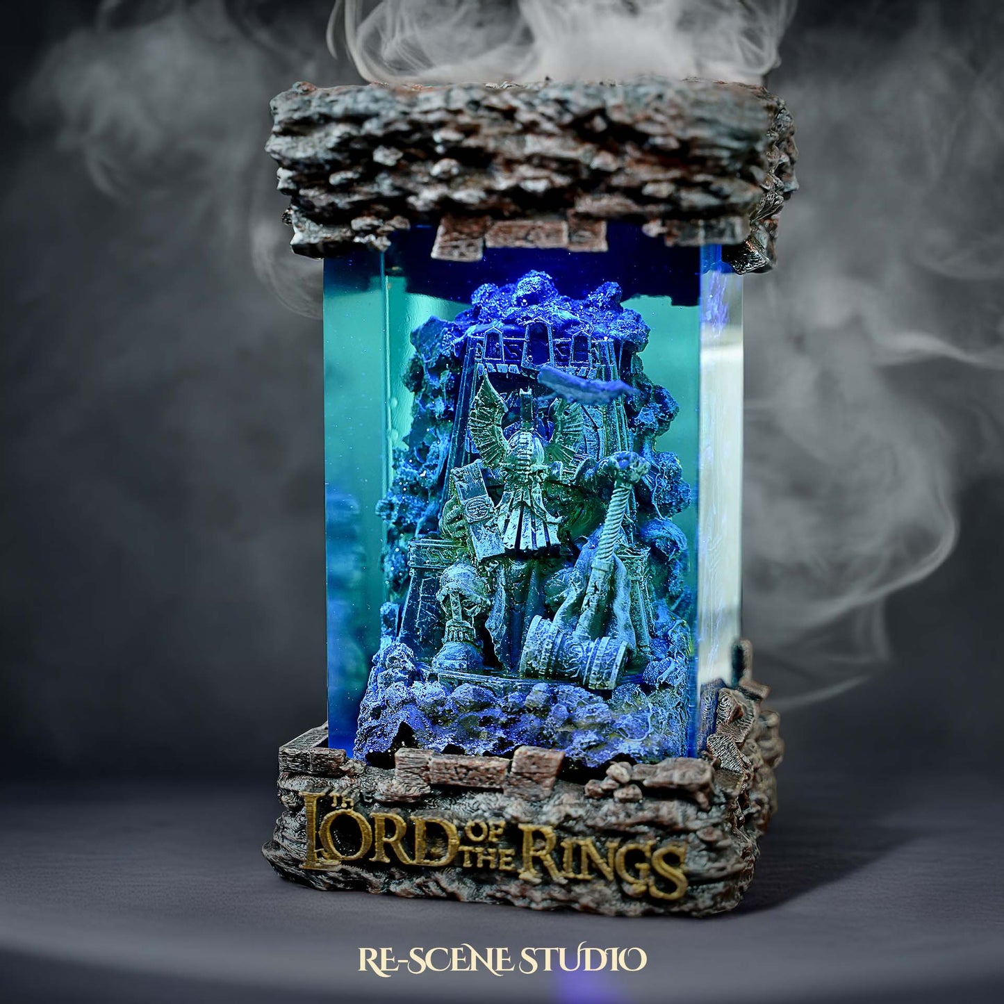Dwarf King Resin Lamp – The Lord of the Rings Multicolor / Size M – Handmade Resin Lamp by Rescene Studio | Rescene Studio