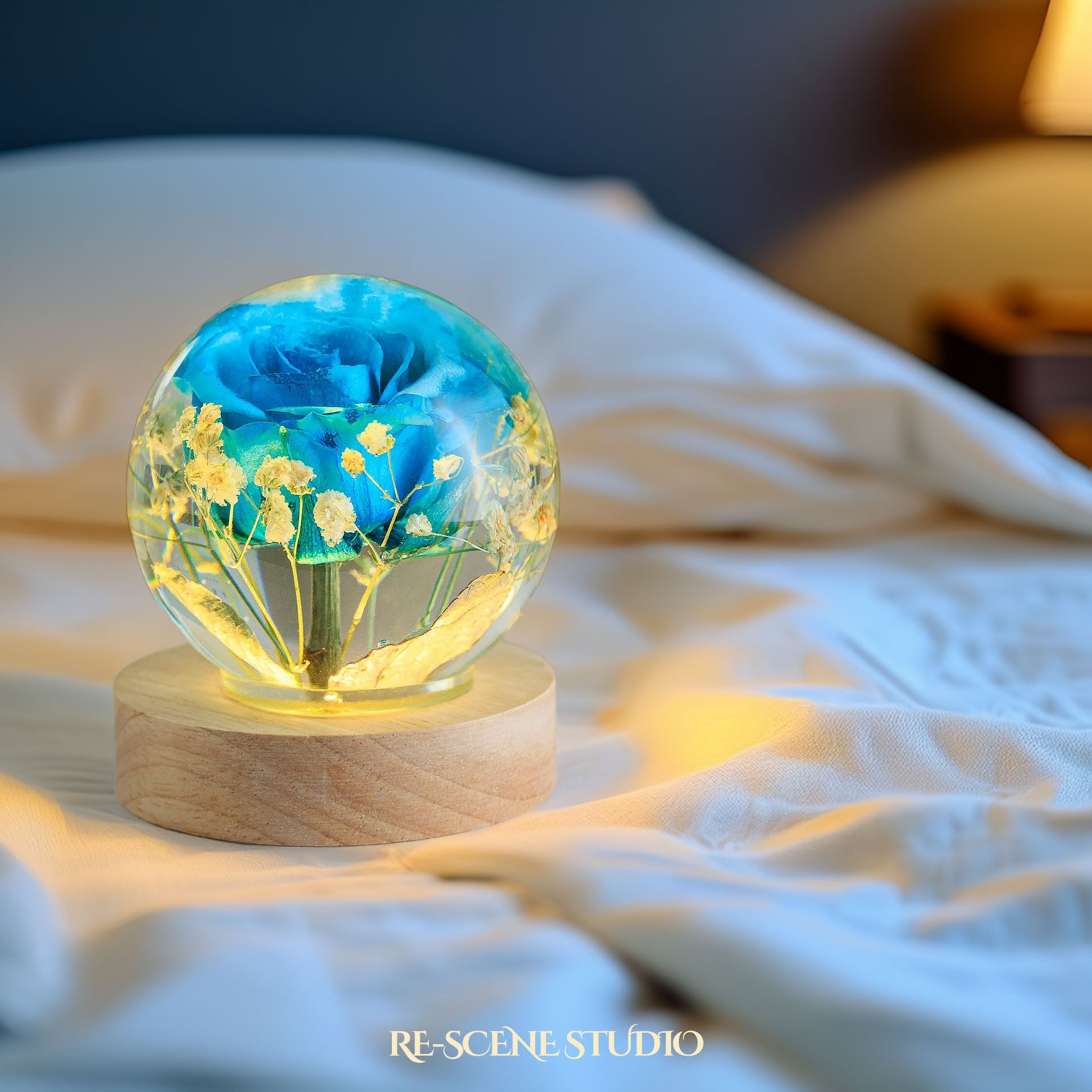 Eternal Blue Rose Globe Resin Lamp Multicolor / Size XL – Handmade Epoxy Resin Lamp by Rescene Studio | Rescene Studio