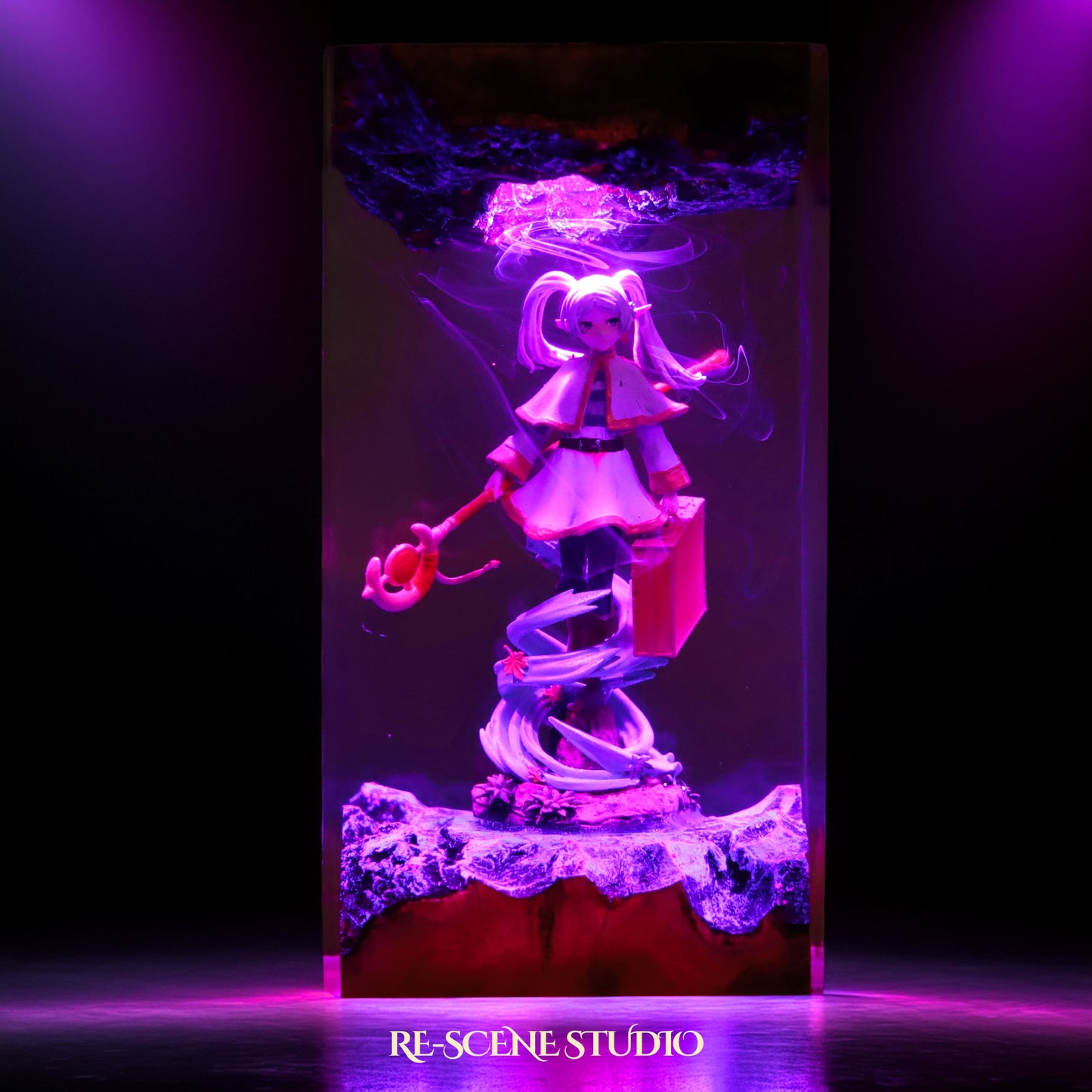F.rie.ren Resin Lamp — Detailed Display | Premium 3D Resin Diorama with RGB Color-Changing Light