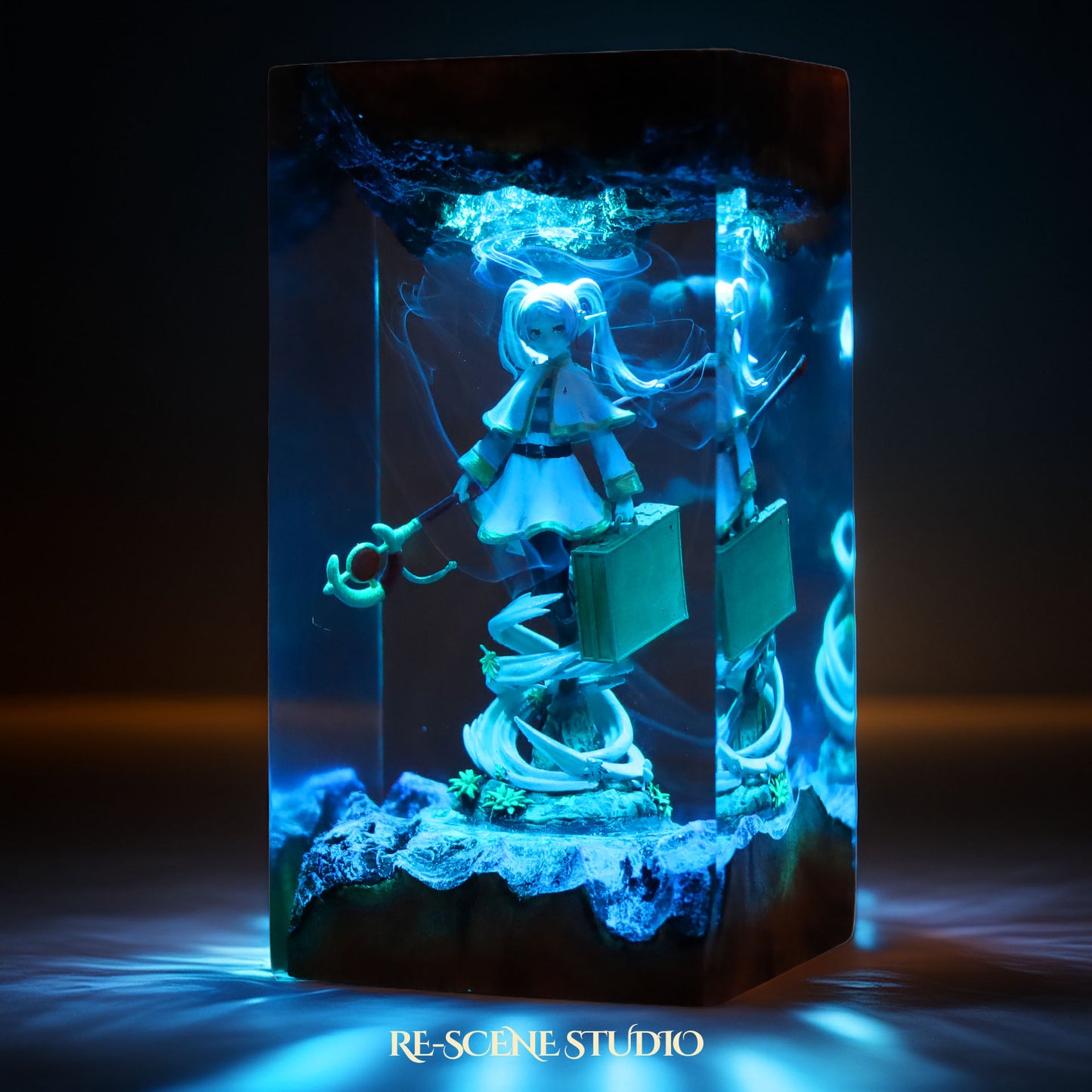 F.rie.ren Resin Lamp — Handcrafted Epoxy Resin LED Lamp | Unique Ambient Decor & Collector's Gift