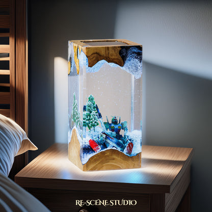 Gundam Snowfield Resin Epoxy Lamp Multicolor / Size XL: 8.5 x 8.5 x 16 (cm) – Handmade Resin Lamp by Rescene Studio | Rescene Studio
