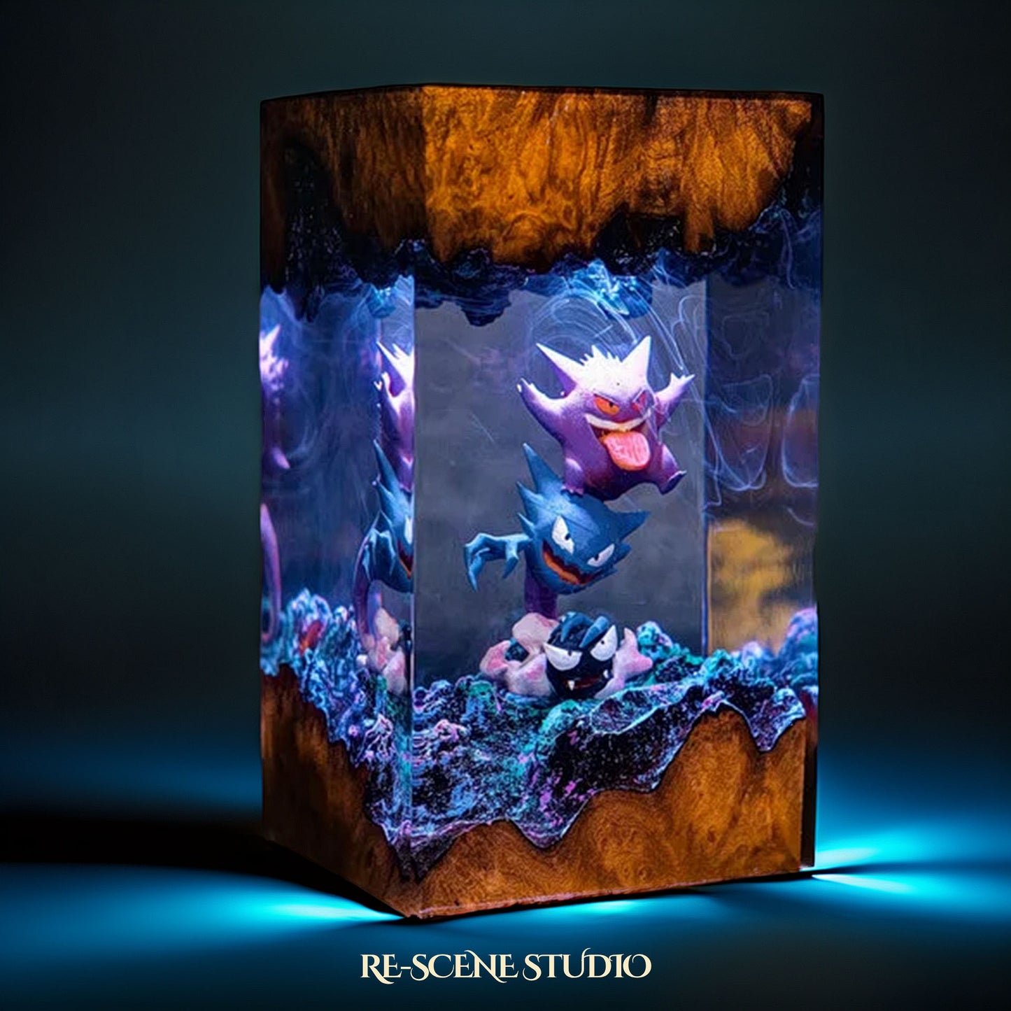 Shadow Phantom Resin Lamp — Detailed Display | Premium 3D Resin Diorama with RGB Color-Changing Light