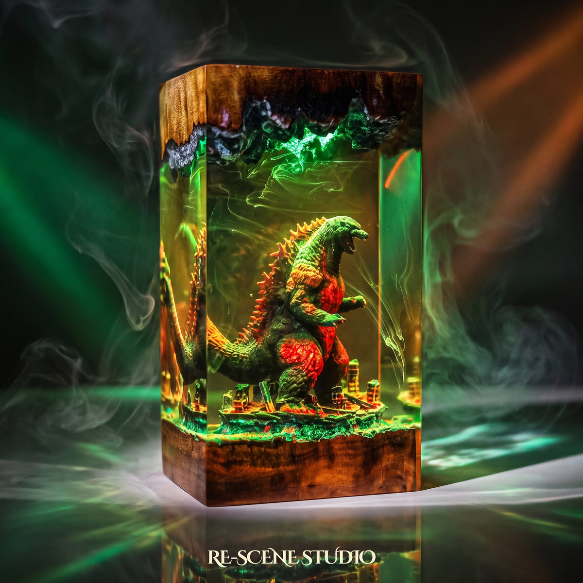 Glowing Godzilla Resin Lamp V3: decor sealed in crystal-clear epoxy resin
