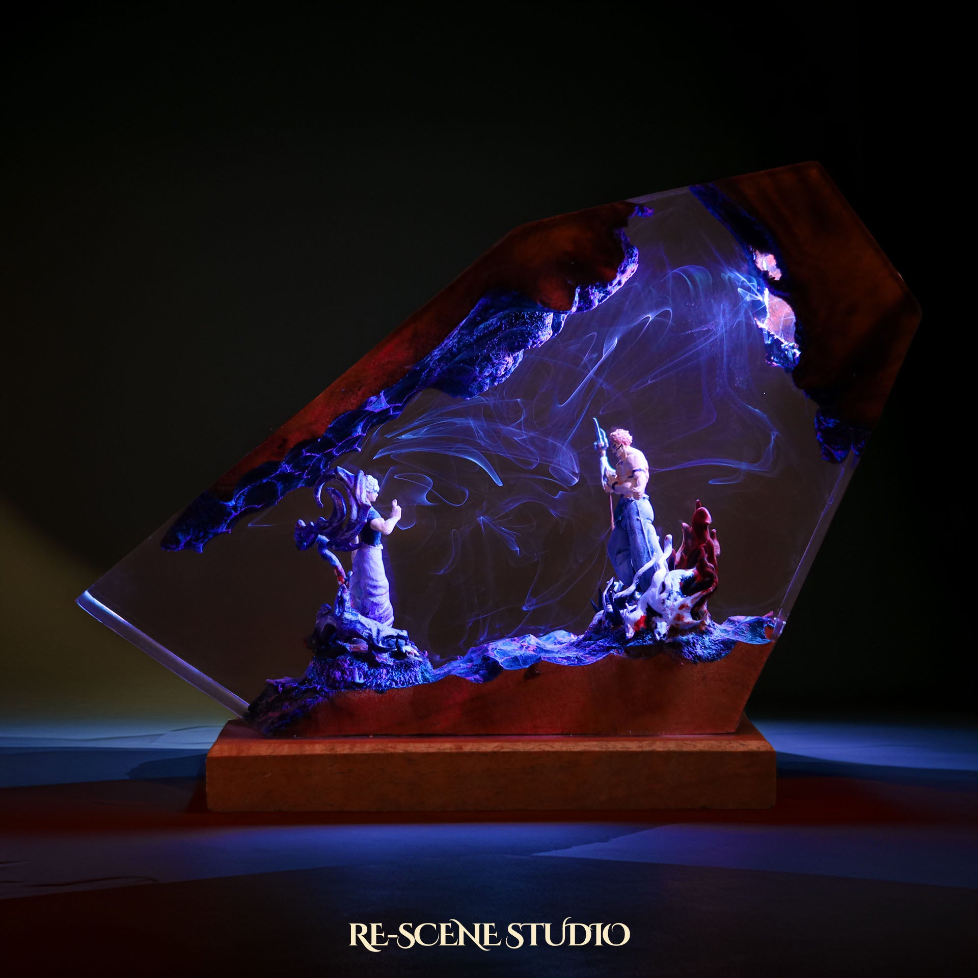 G.ojo vs S.ukuna Resin Lamp — Side Profile View | Handmade Pop-Culture Resin Art, Perfect Themed Gift
