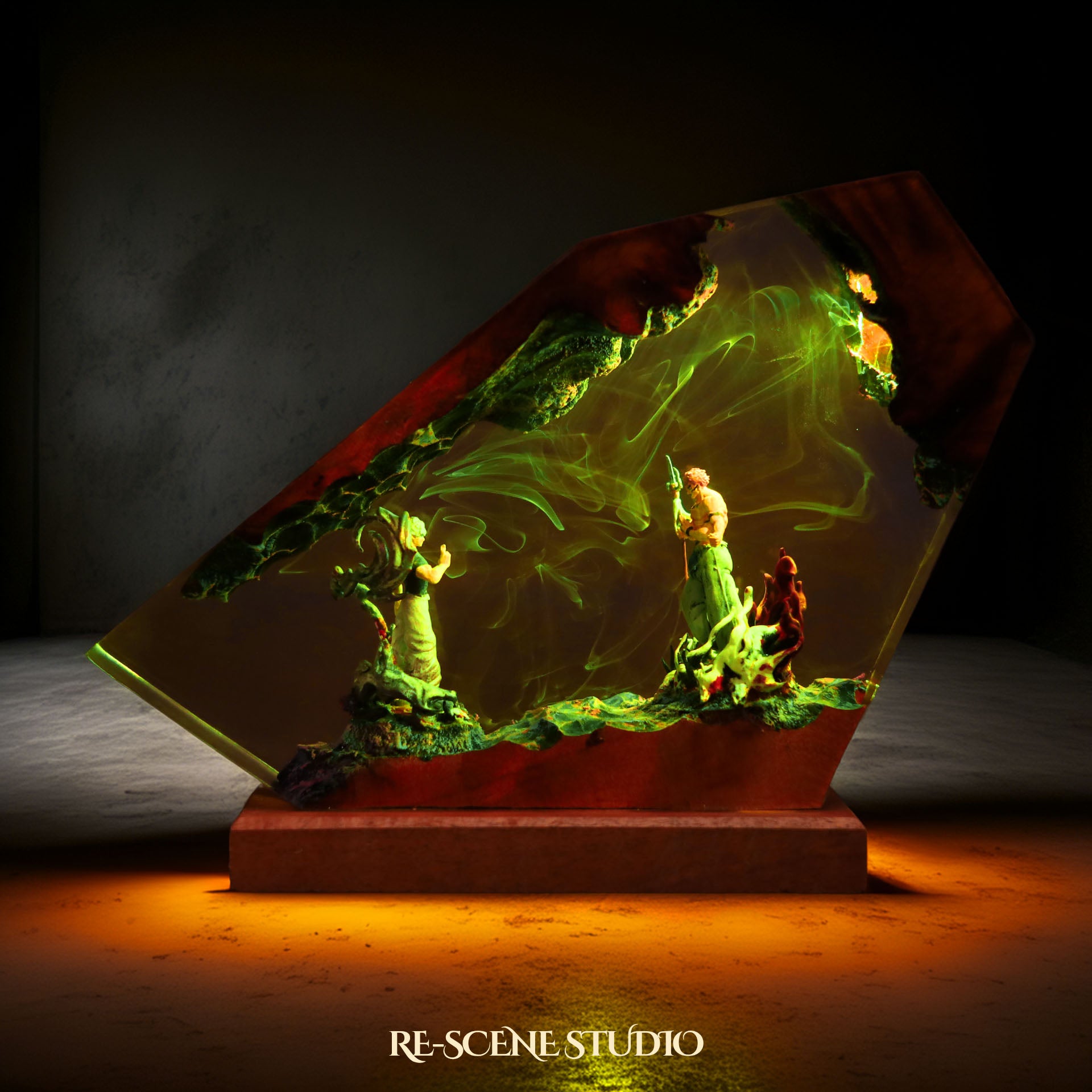 G.ojo vs S.ukuna Resin Lamp — Closeup Detail | Original Epoxy Resin Sculpture with Built-in LED Glow