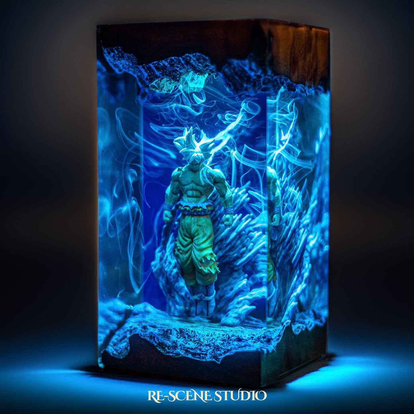 Goku Ultra Instinct Resin Lamp - Dragon Ball Super