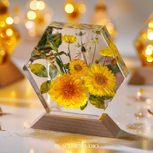 Golden Daisy Blossom Resin Epoxy Lamp Multicolor / Size L – Handmade Resin Lamp by Rescene Studio | Rescene Studio