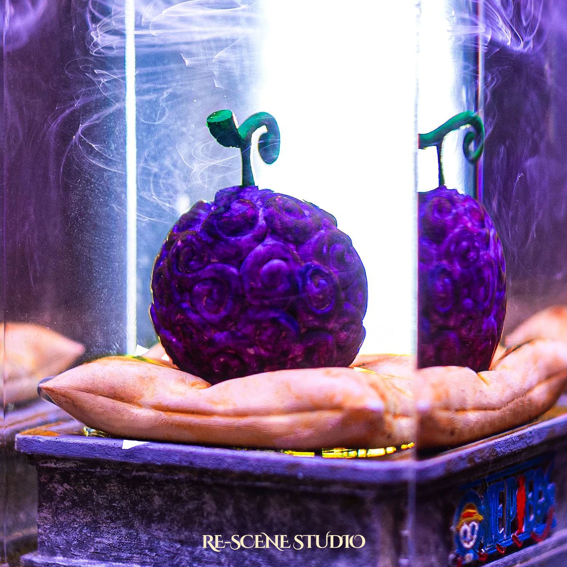 Gomu Devil Fruit Resin Lamp - One Piece Multicolor / Size M: 7 x 13 x 7 (cm) – Handmade Epoxy Resin Lamp by Rescene Studio | Rescene Studio