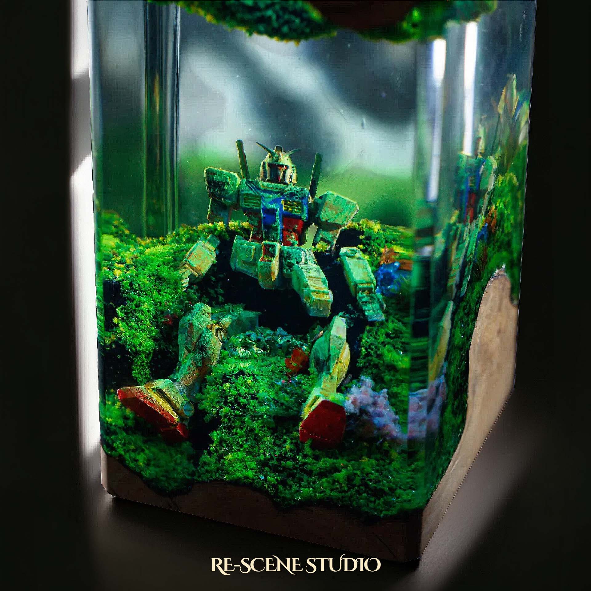 Gundam Resting Resin Epoxy Lamp Multicolor / Size XL: 8.5 x 8.5 x 16 (cm) – Handmade Epoxy Resin Lamp by Rescene Studio | Rescene Studio