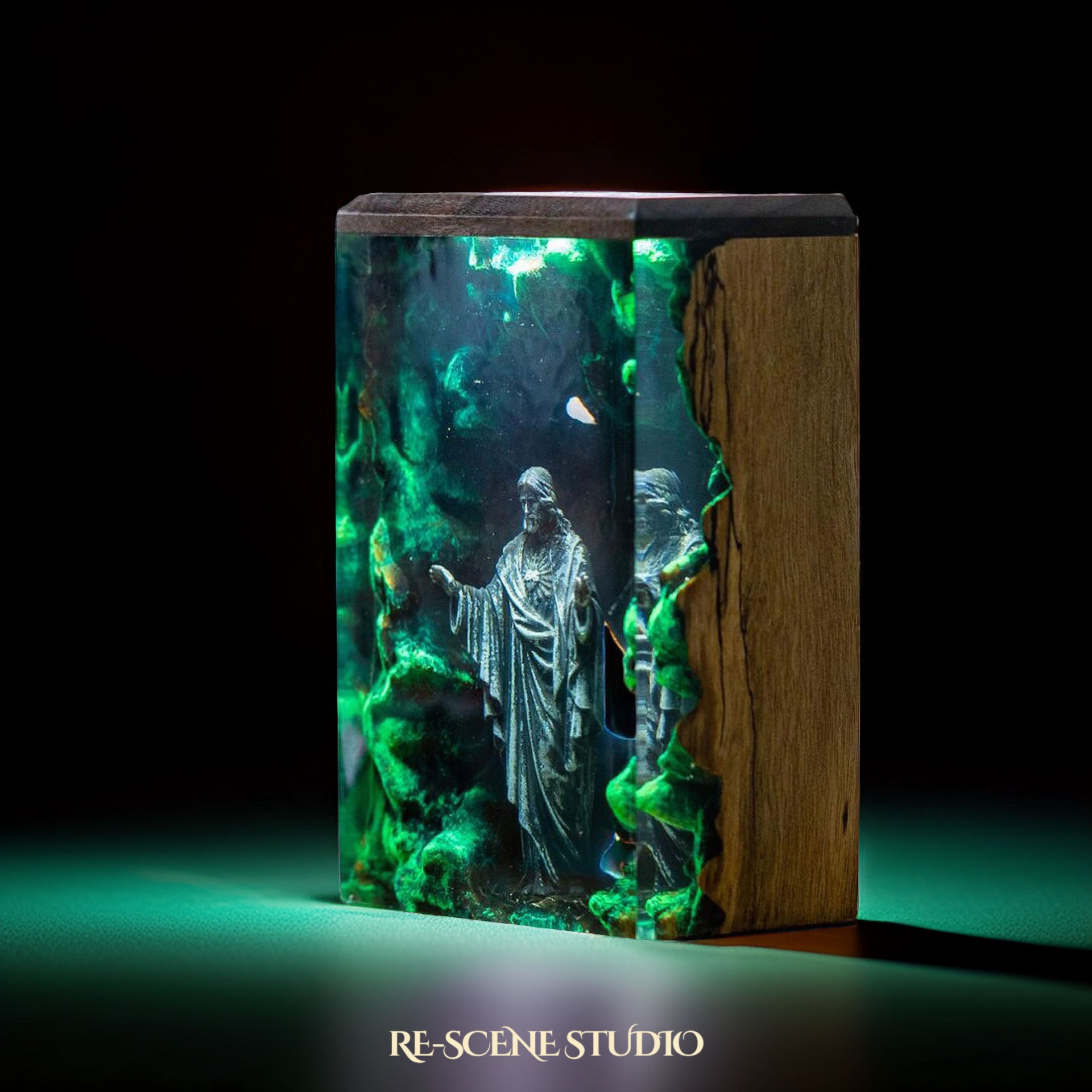 Green Jesus Resin Epoxy Lamp Multicolor / Size L: 9 x 13 (cm) – Handmade Epoxy Resin Lamp by Rescene Studio | Rescene Studio