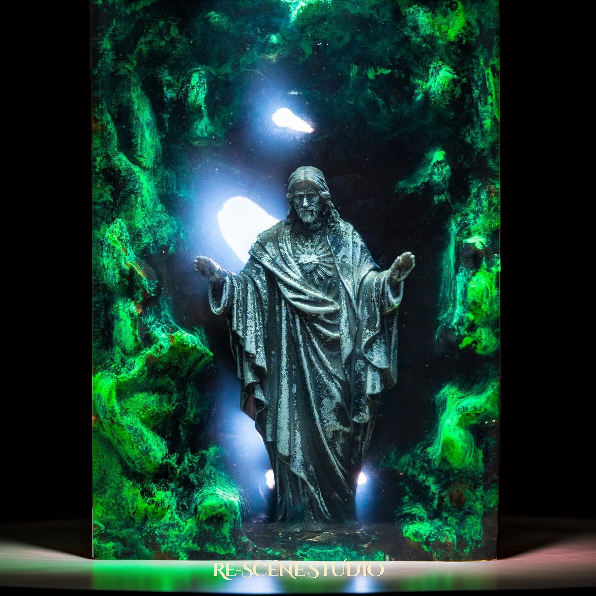 Green Jesus Resin Epoxy Lamp Multicolor / Size L: 9 x 13 (cm) – Handmade Epoxy Resin Lamp by Rescene Studio | Rescene Studio
