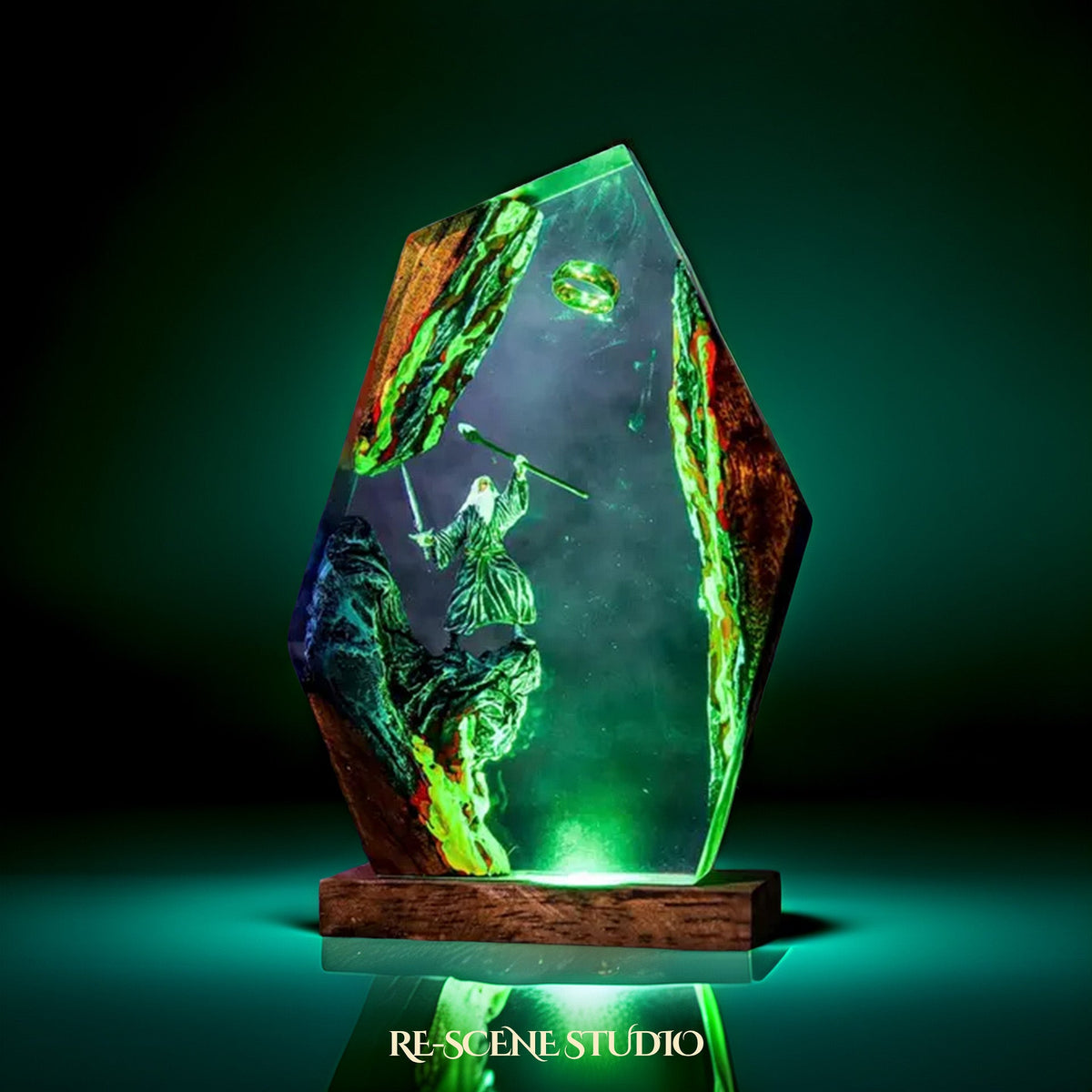 Glowing Gandalf the Grey Resin Lamp: Lord of the Rings decor sealed in crystal-clear epoxy resin