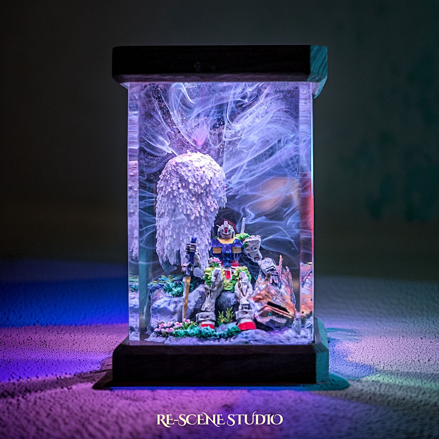 RX-78-2 Gundam Resin Lamp - Mobile Suit Gundam