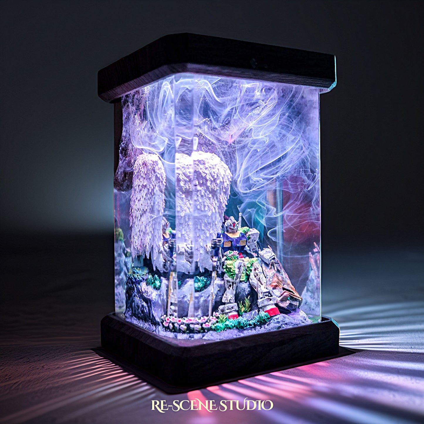 RX-78-2 Gundam Resin Lamp - Mobile Suit Gundam