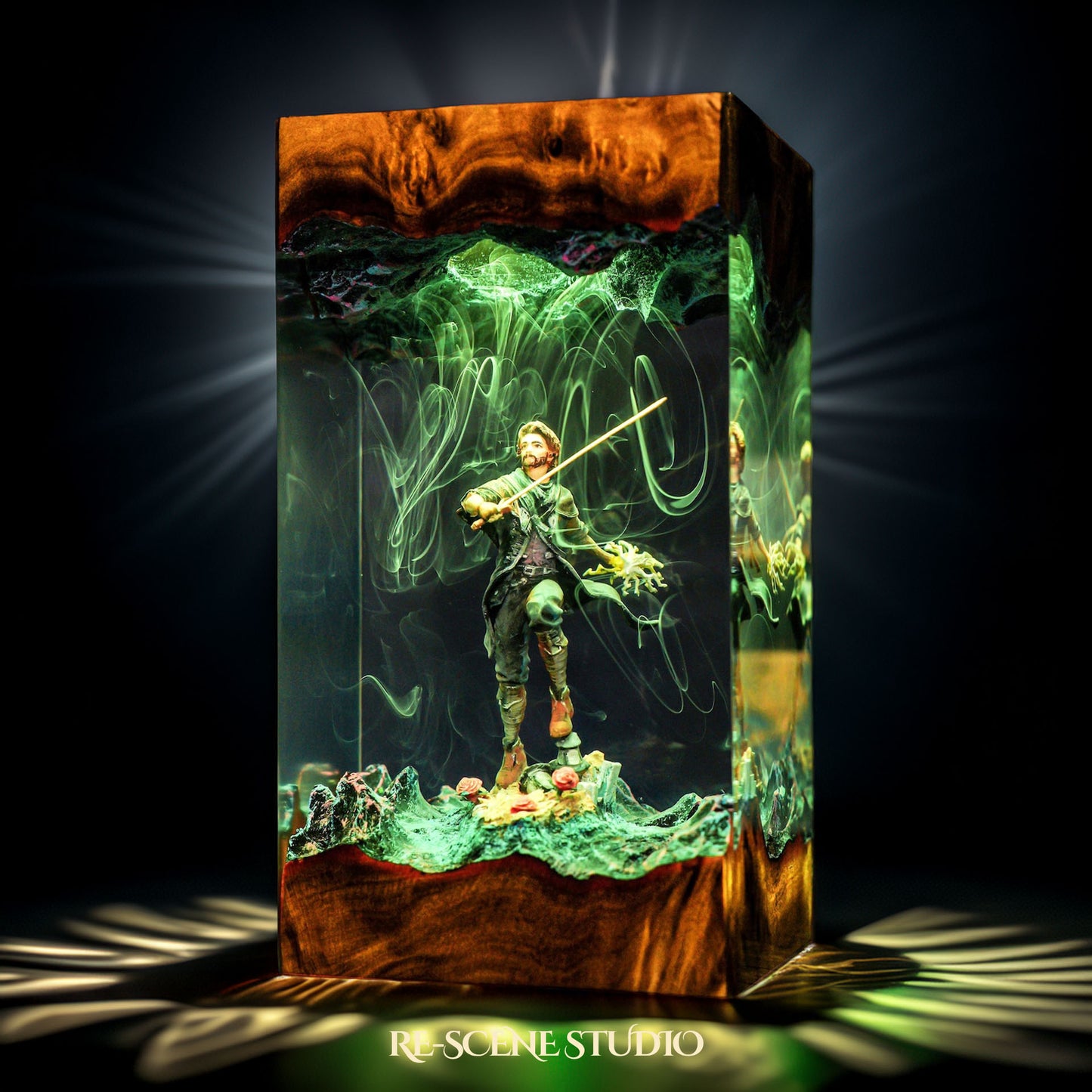 Gustave Resin Lamp - Clair Obscur: Expedition 33