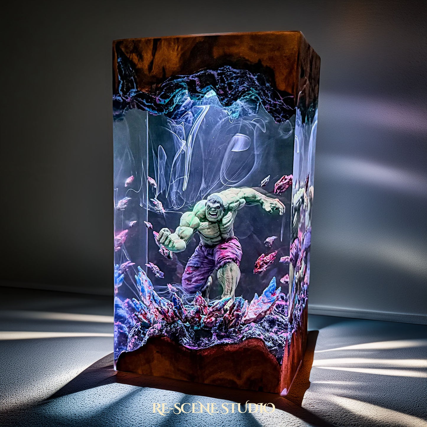 Hulk Resin Lamp - Marvel
