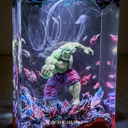 Hulk Resin Lamp - Marvel