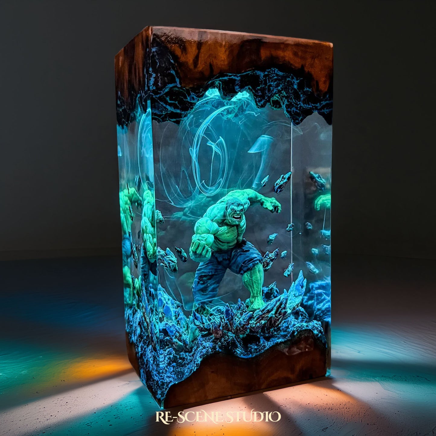 Hulk Resin Lamp - Marvel